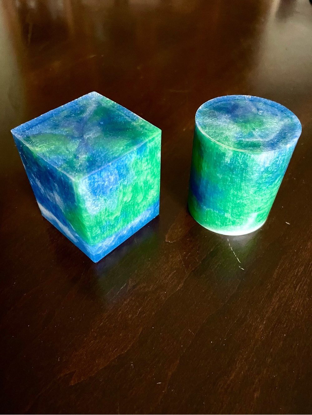 Blue & Green Resin Desk Set - Pen Cup + Square Holder + Bookmark - Picture 5 of 9